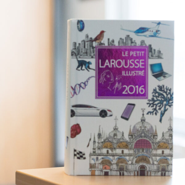 PETIT LAROUSSE ILLUSTRE 2016