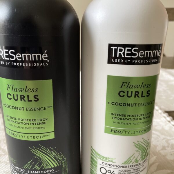TRESEMME CONDITIONER 28oz FLAWLESS CURL (cs/6)