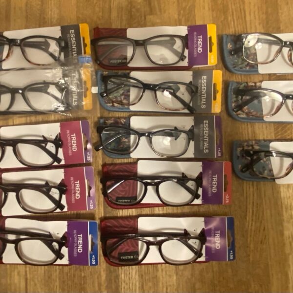 ICU  BRANDED READING GLASSES WITH CASE AND CARD ASST POWERS STYLES